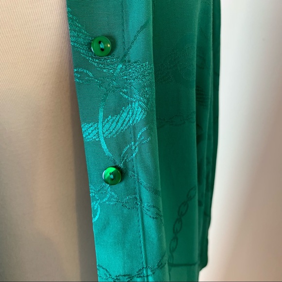 New! KIWE Jaquard Chain Pattern Shirt Dress in Deep Green - Picture 11 of 13